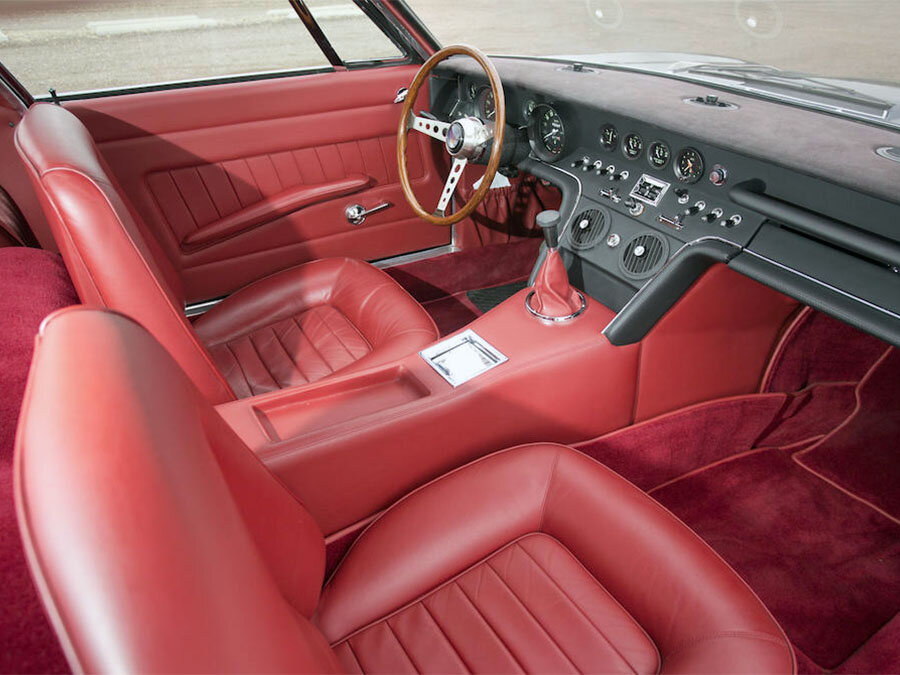Connolly Bőr (Vörös) - Maserati Ghibli - Image 2