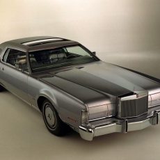 1973 LINCOLN CONTINENTAL